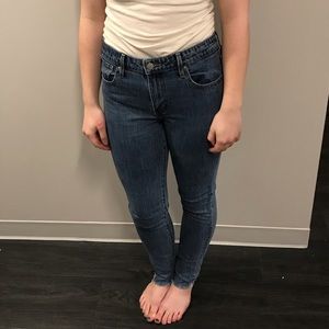 Levi’s high rise skinny jeans